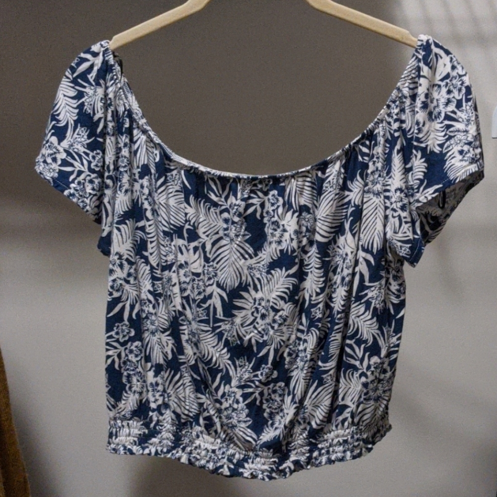 H&M Off the Shoulder Floral Crop Top